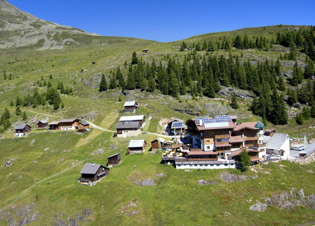 Hotel Silbertal - Almhuetten Sölden Oda fotoğraf