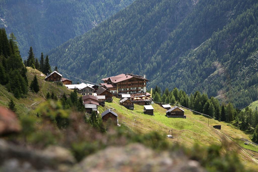 Hotel Silbertal - Almhuetten Sölden Oda fotoğraf