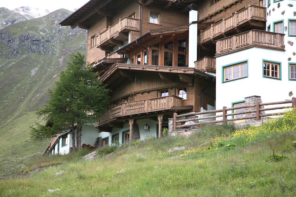 Hotel Silbertal - Almhuetten Sölden Oda fotoğraf