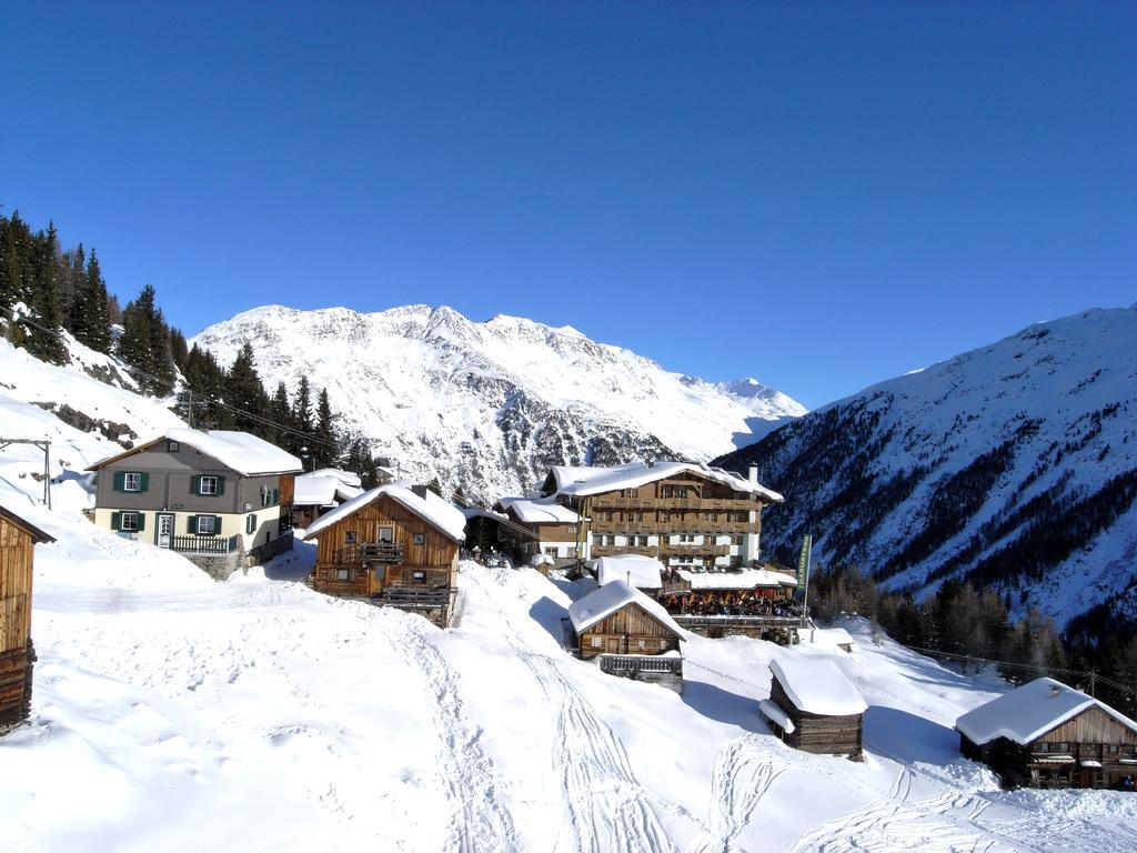 Hotel Silbertal - Almhuetten Sölden Oda fotoğraf